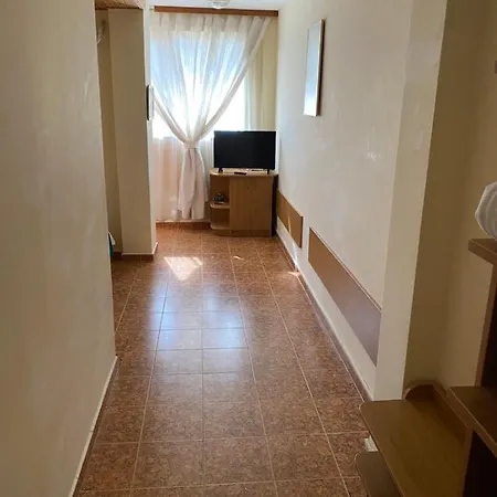 Hotel зонарита